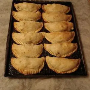 Go to Empanadas De Harina (Patties Made Of Flour)- Regular Size Product